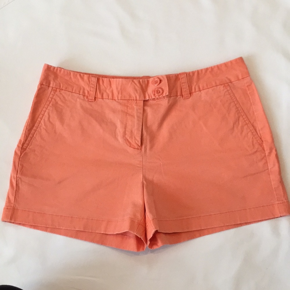 Vinyard Vines short size 10.